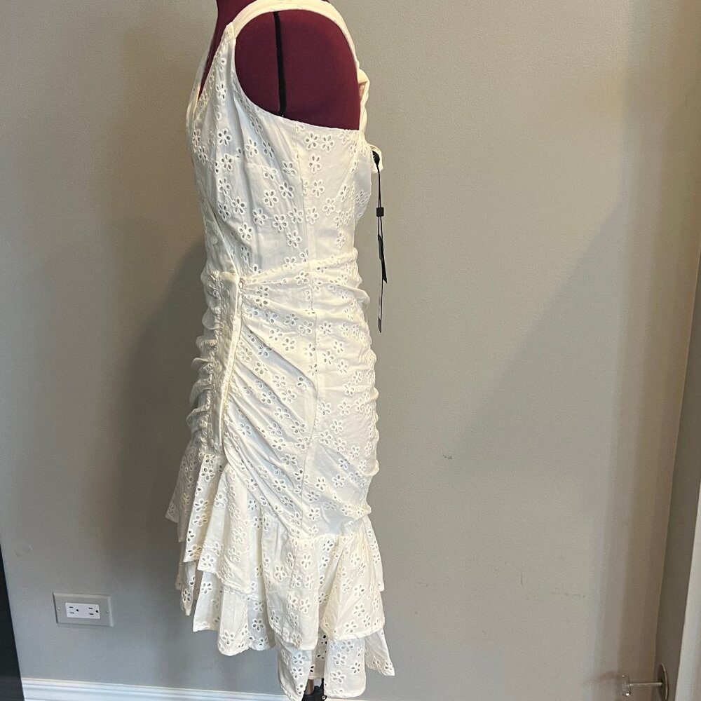 NWT BCBGMaxAzria White Eyelet Sleeveless Ruffled Dress Size 2 - Picture 3 of 7